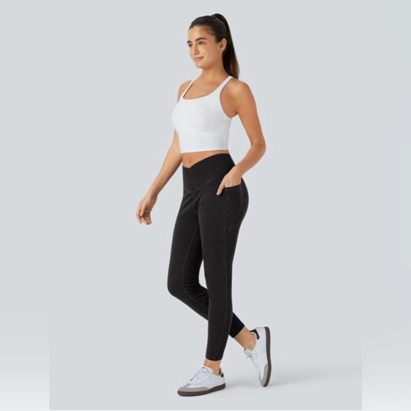 HALARA Pants - Halara Flex™ Crossover Pocket Denim Work Leggings in Black Denim Size M